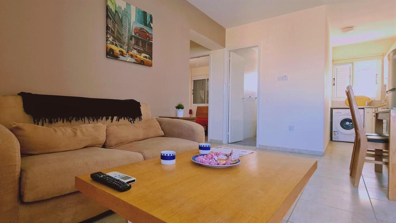 פאראלימני Stay Sunshine Apartment מראה חיצוני תמונה