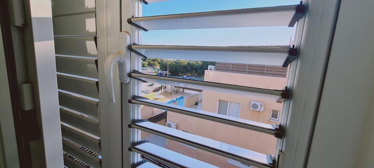 פאראלימני Stay Sunshine Apartment מראה חיצוני תמונה