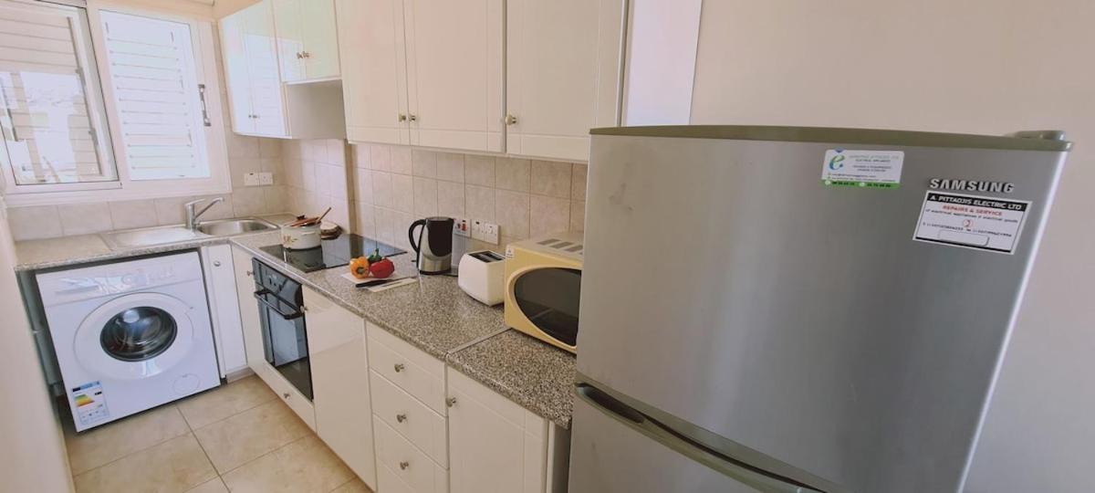 פאראלימני Stay Sunshine Apartment מראה חיצוני תמונה